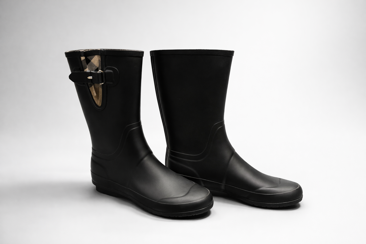 Burberry Yağmur Çizmesi