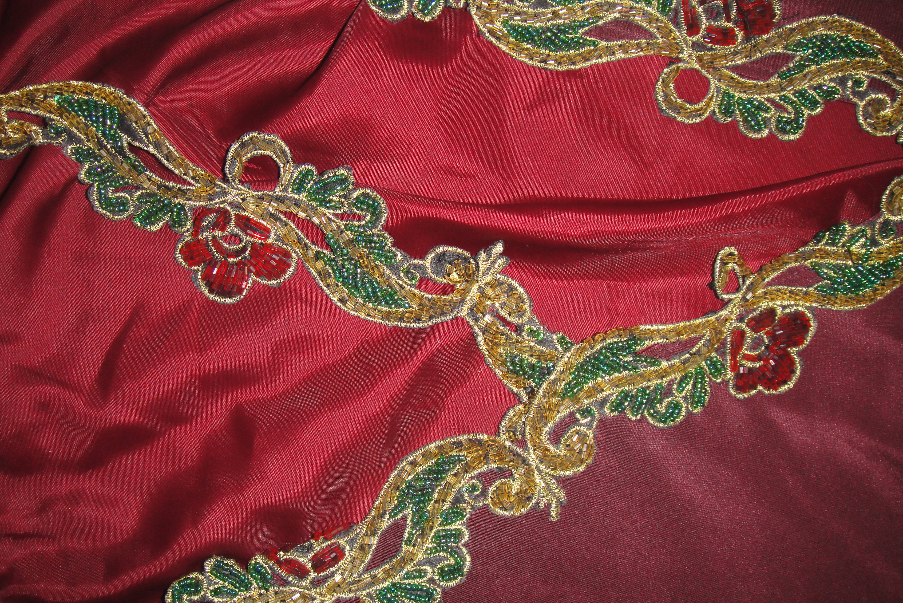 Emel Acar Gece Elbisesi