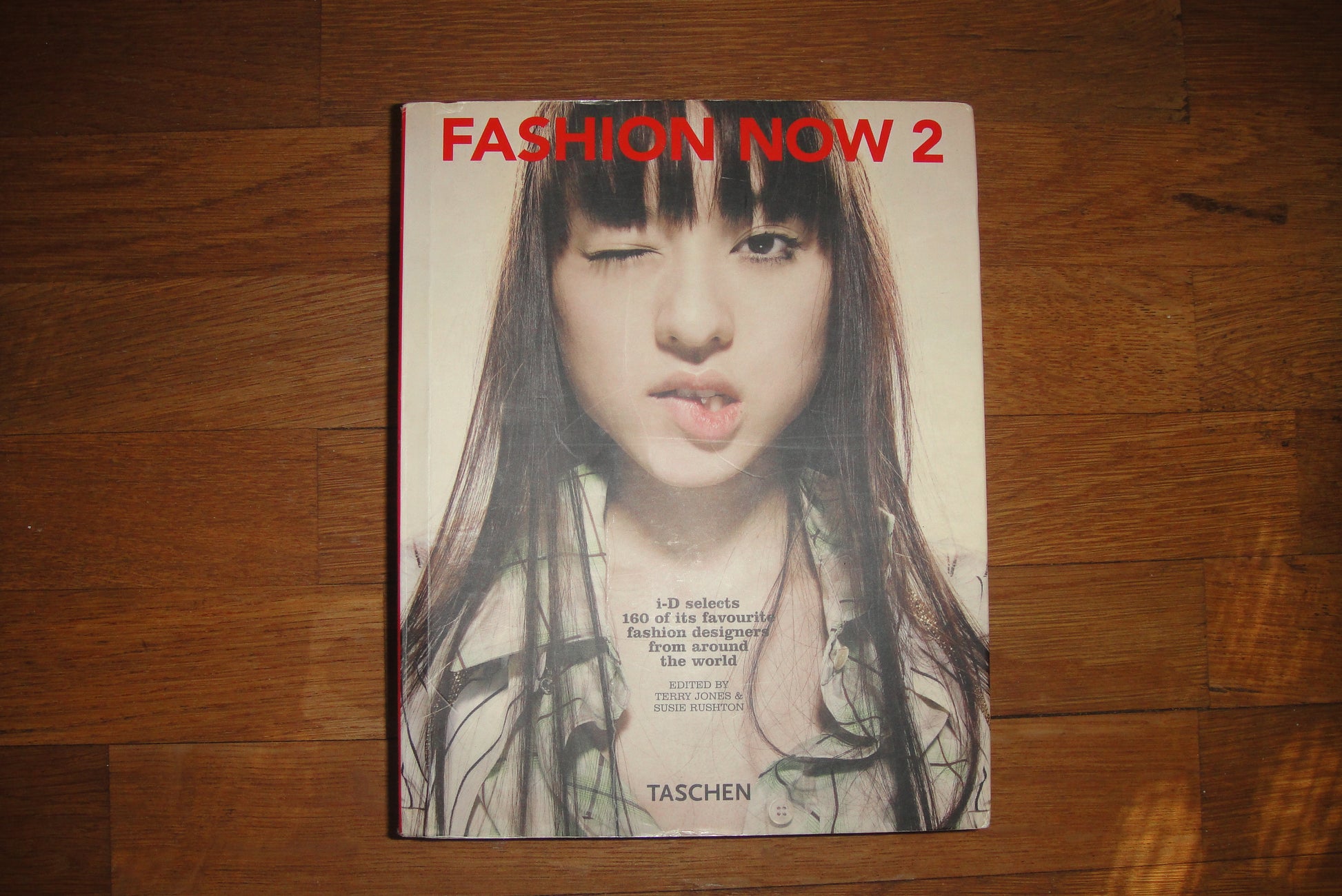 Fashion Now 2 Kitap