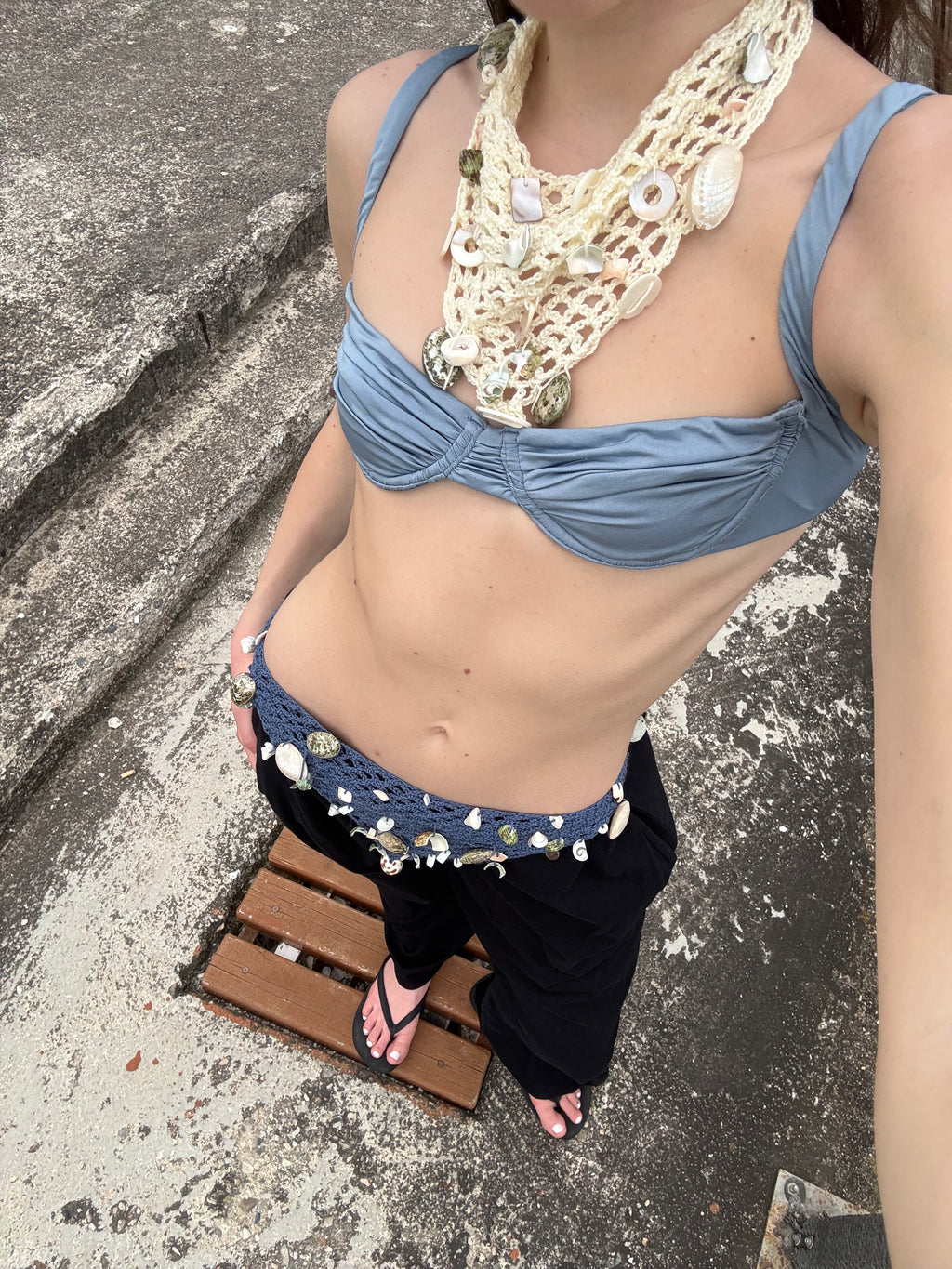 Deniz Kabuğu ve Taş Detaylı Makrome File Kolye