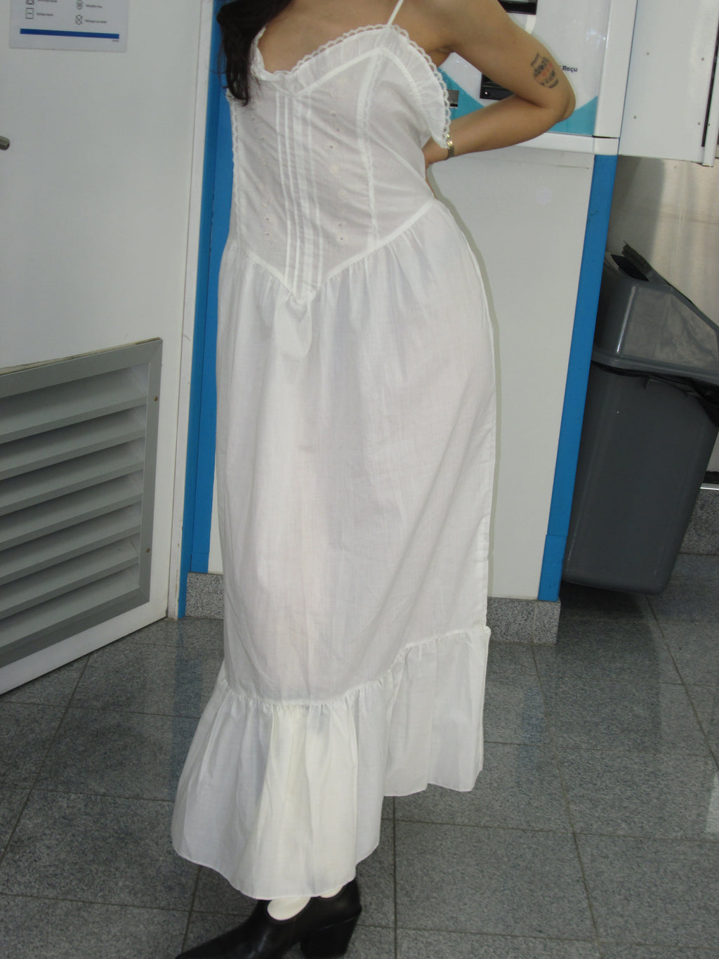 Vintage Beyaz Uzun Gecelik / Elbise