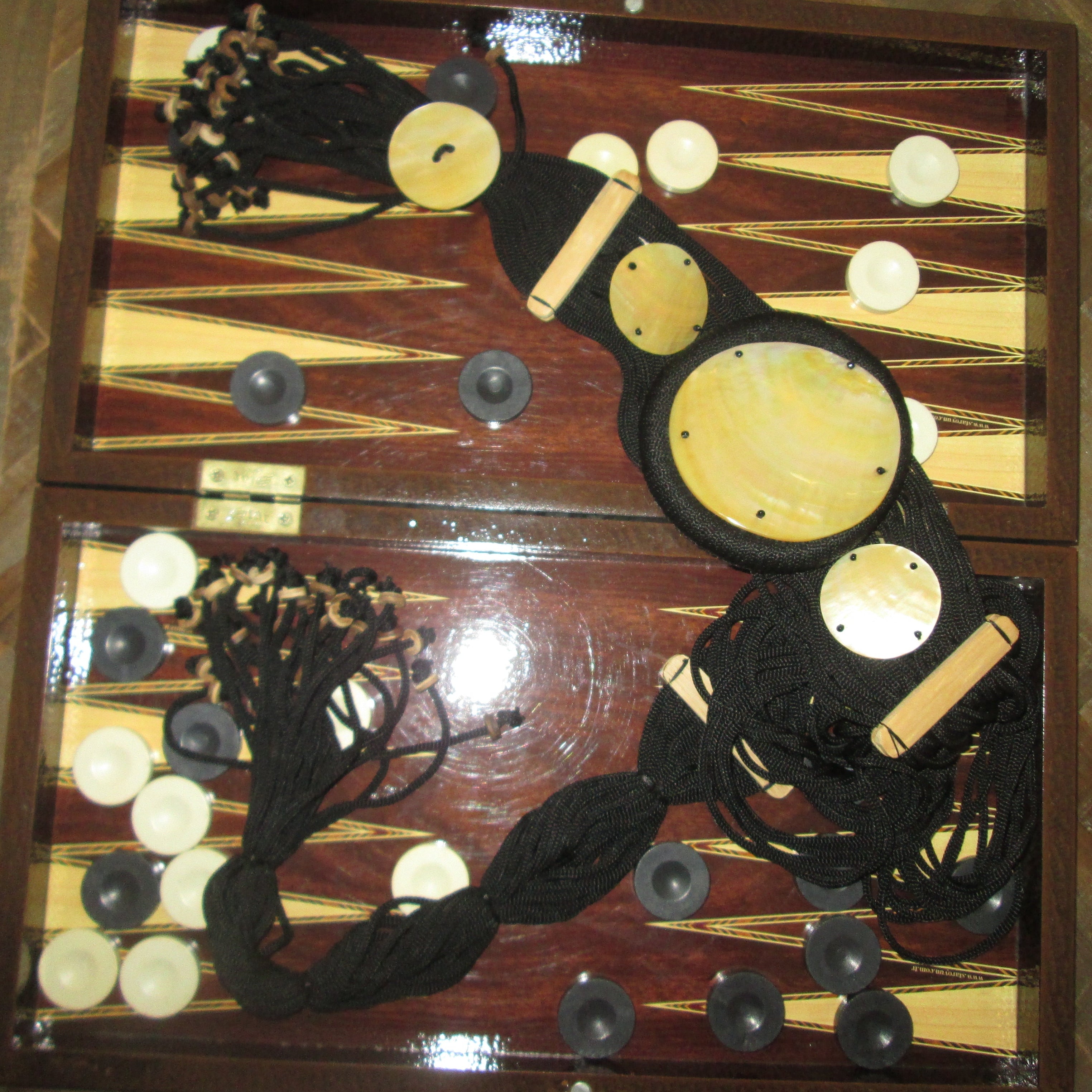 Sedef Tokalı Tropikal Kemer