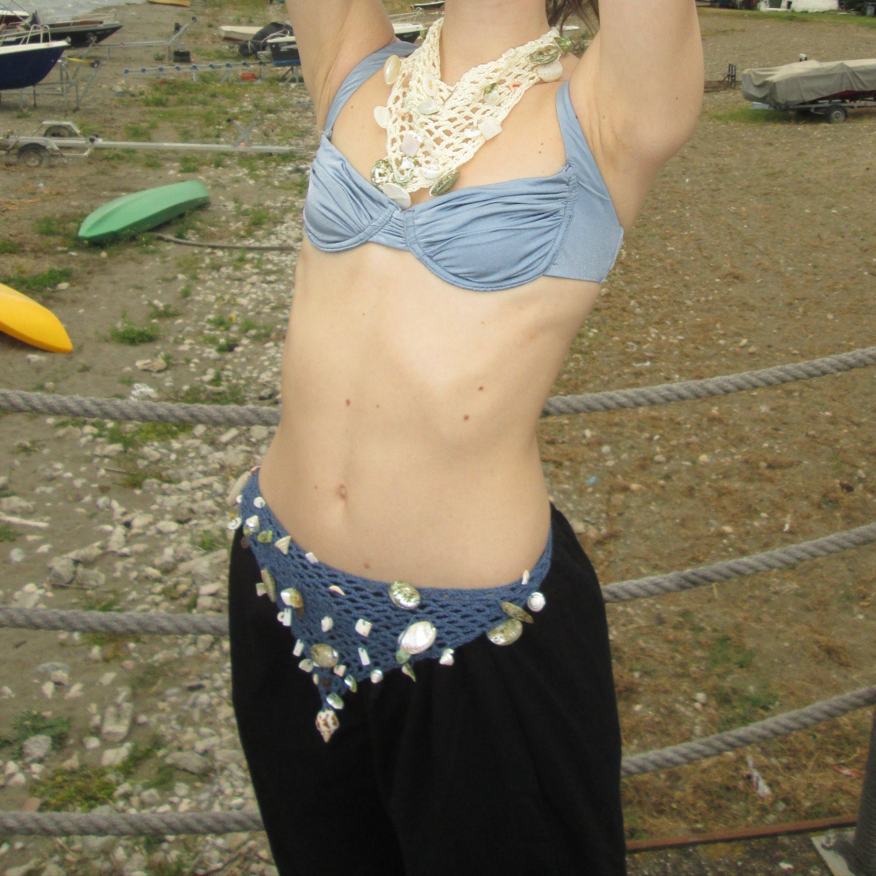 Deniz Kabuğu ve Taş Detaylı Makrome File Kolye