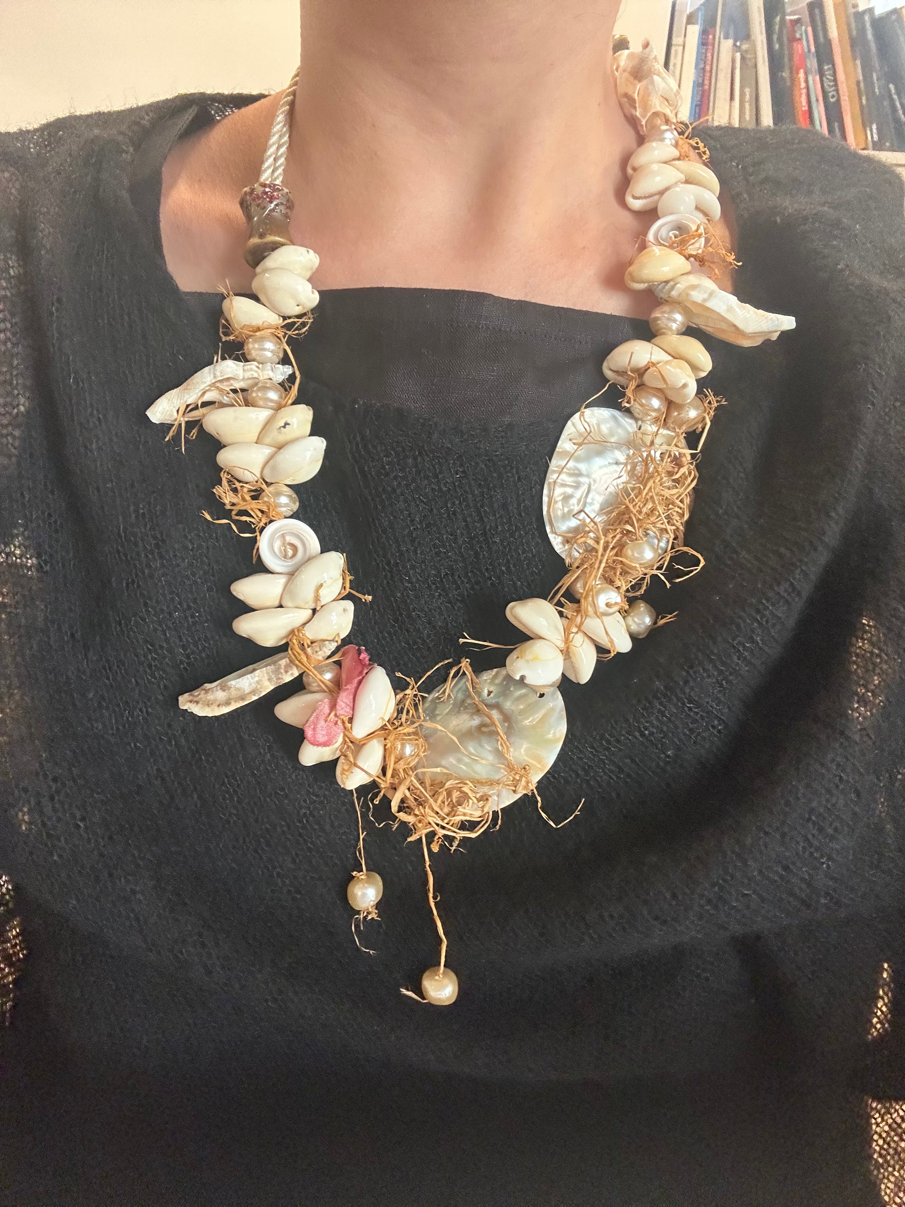 Çoklu Midye Detaylı Kemer/Kolye