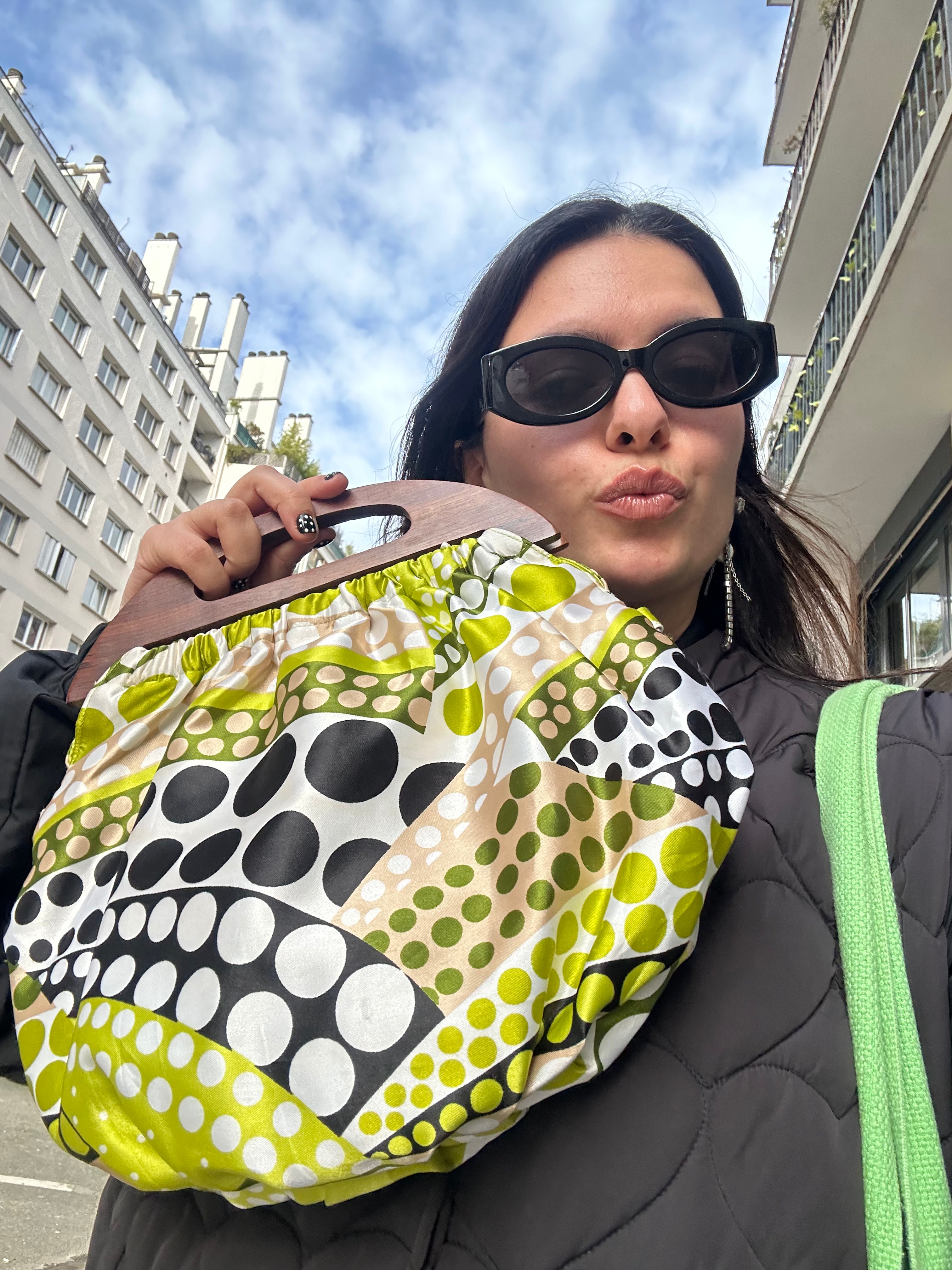 Puantiyeli Retro Çanta